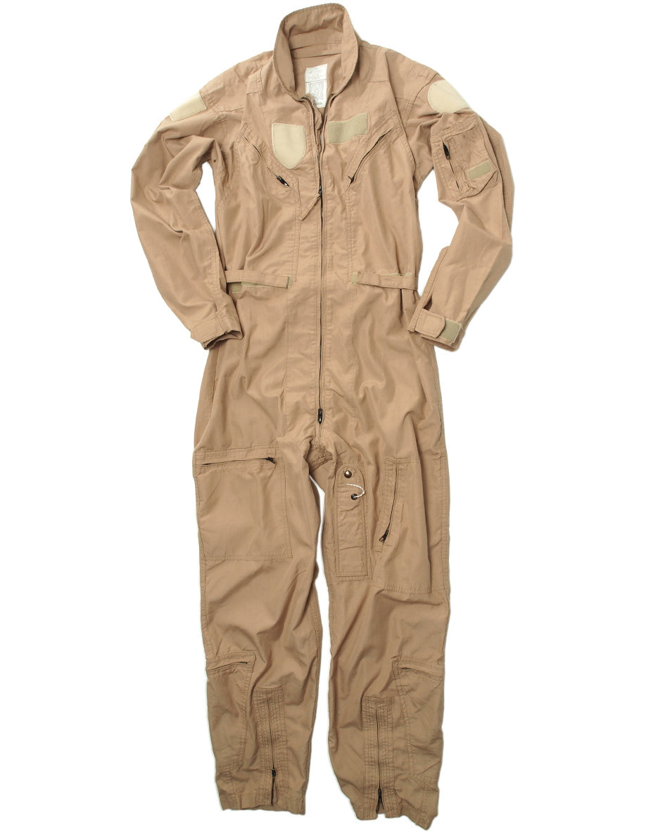 US lentäjän haalari NOMEX CWU - 27/P khaki käytetty