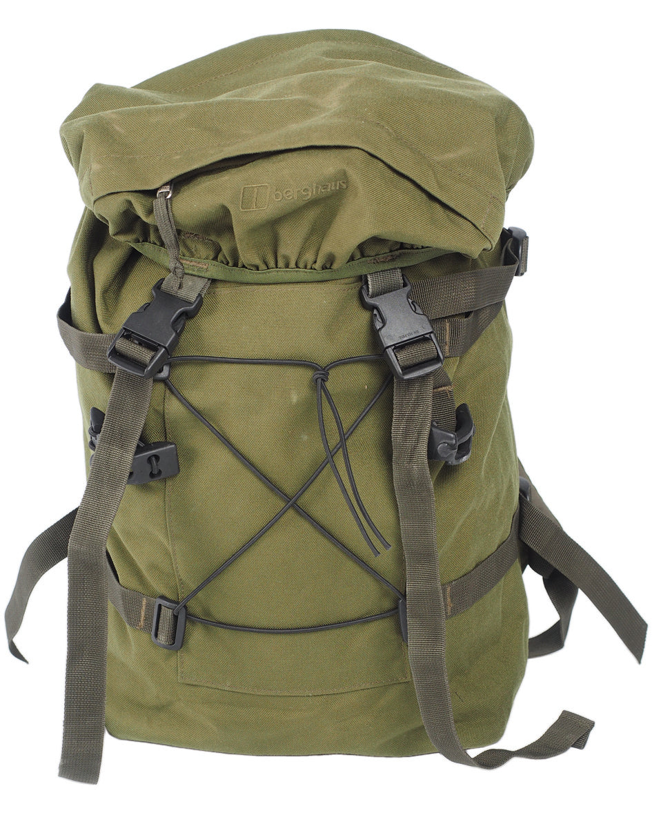 Bundeswehr DAYPACK tyyppi MUNRO oliivi (BERGHAUS) käytetty